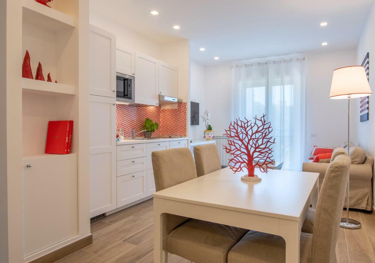 Solymar Apartments ซอร์เรนโต ภายนอก รูปภาพ