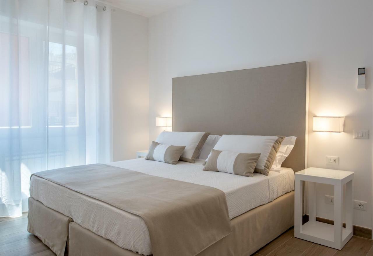 Solymar Apartments ซอร์เรนโต ภายนอก รูปภาพ